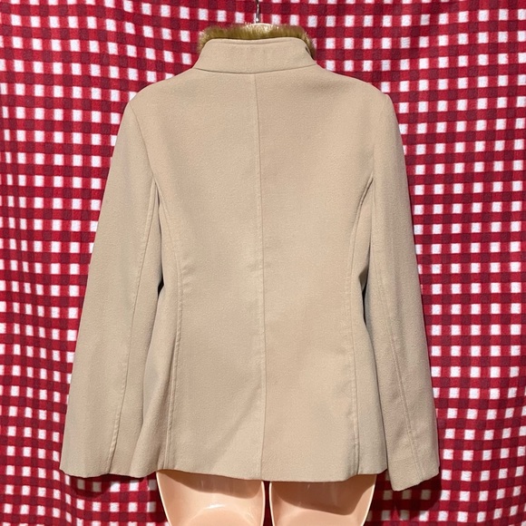 To-Ko Cream Mixed Wool Coat w/ pockets & faux fur Women Size US M - Picture 3 of 5